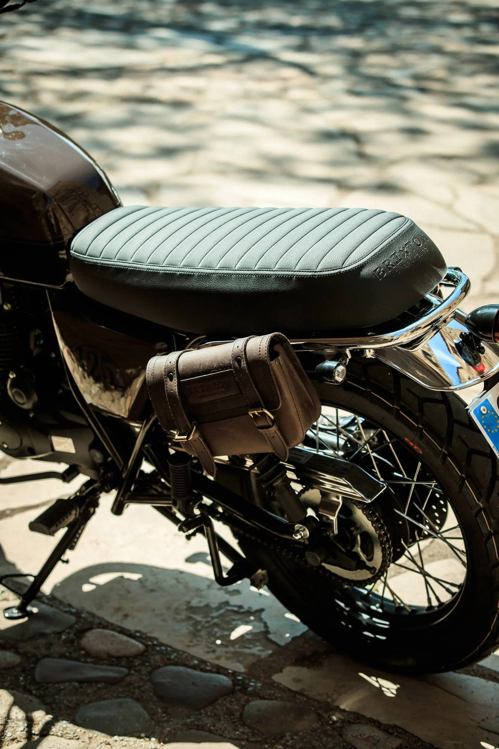 Brixton Cromwell 125 hinten